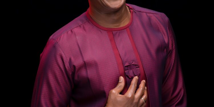 SN Dowuona Owoo wins Personality of the year at the just ended Ghana Oil and Gas awards